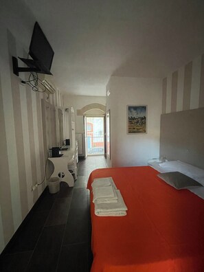 4 quartos, Wi-Fi, roupa de cama