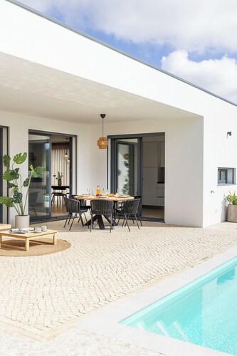 La Pausa - Peaceful Oasis with Private Pool