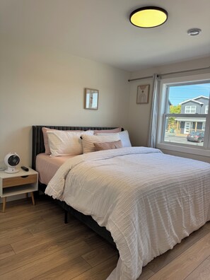 3 bedrooms, free WiFi, bed sheets
