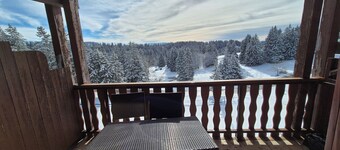 Duplex at the Foot of the Slopes – Sleeps 6