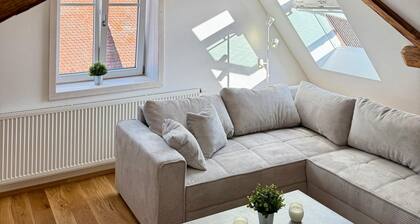 Good Wood Apartment- The Nest I Modern half-timbered house on the market square in Freudenstadt