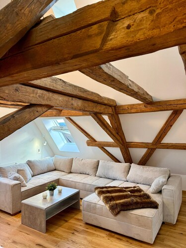 Good Wood Apartment- The Nest I Modernes Fachwerk am Markplatz in Freudenstadt