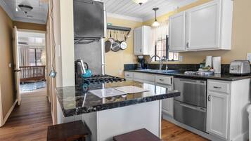 Hus, terrasse, fjellutsikt | Eget kjøkken | Vannkoker og brødrister