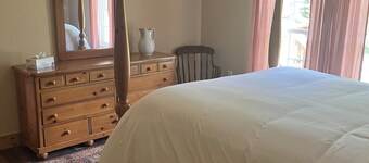 Cabin Fever II is a cozy 3-bedroom cabin in the foothills of the Blue Ridge. 