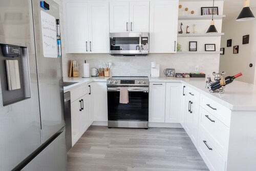 Chic & Luxurious 3BR near SFO for Families/Executives EV Fast WiFi Free Parking