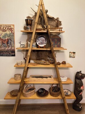 Interior - Peaceful, Country, Pet Friendly Getaway - Minutes from Smith Mountain Lake Dam (Sandy Level)