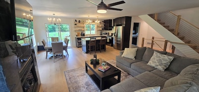 Newly Built Lake House with private lake frontage!  3 Br/2 bath, very spacious!