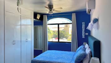 Blackout curtains, iron/ironing board, free WiFi