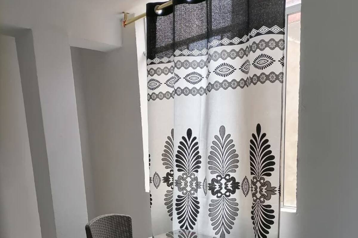 Comfort Double or Twin Room | Laptop workspace, WiFi (free), bed sheets