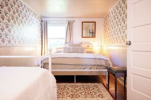 2 makuuhuonetta, silitysrauta/-lauta, Wi-Fi, vuodevaatteet