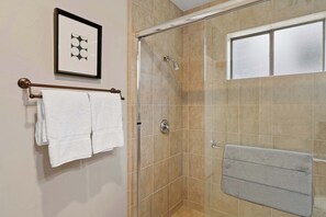 House, Multiple Beds, Patio, Garden View (Casita 86177) | Bathroom - Casita 86177 Sunny Stay for 4! (Coachella)