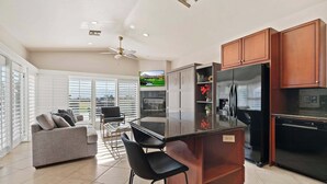 Casa, várias camas, varanda, vista para o jardim (Casita 86177) | Parte interna