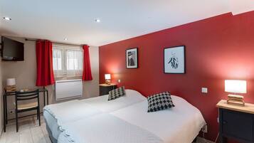 2 habitaciones, tabla de planchar con plancha y wifi gratis