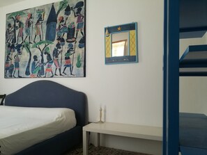 1 bedroom, free WiFi, bed sheets