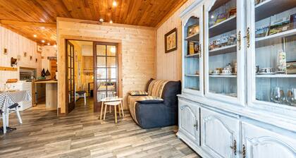 GĂźte des Lys â Maison cosy au cĆur de MonsĂ©gur, Gironde