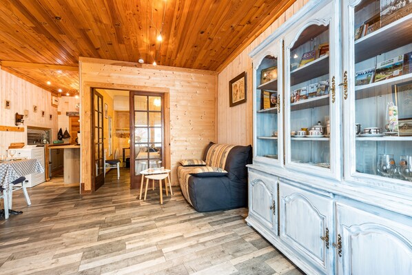 Interior - Gîte des Lys – Cozy House in the Heart of Monségur, Gironde (Monségur)