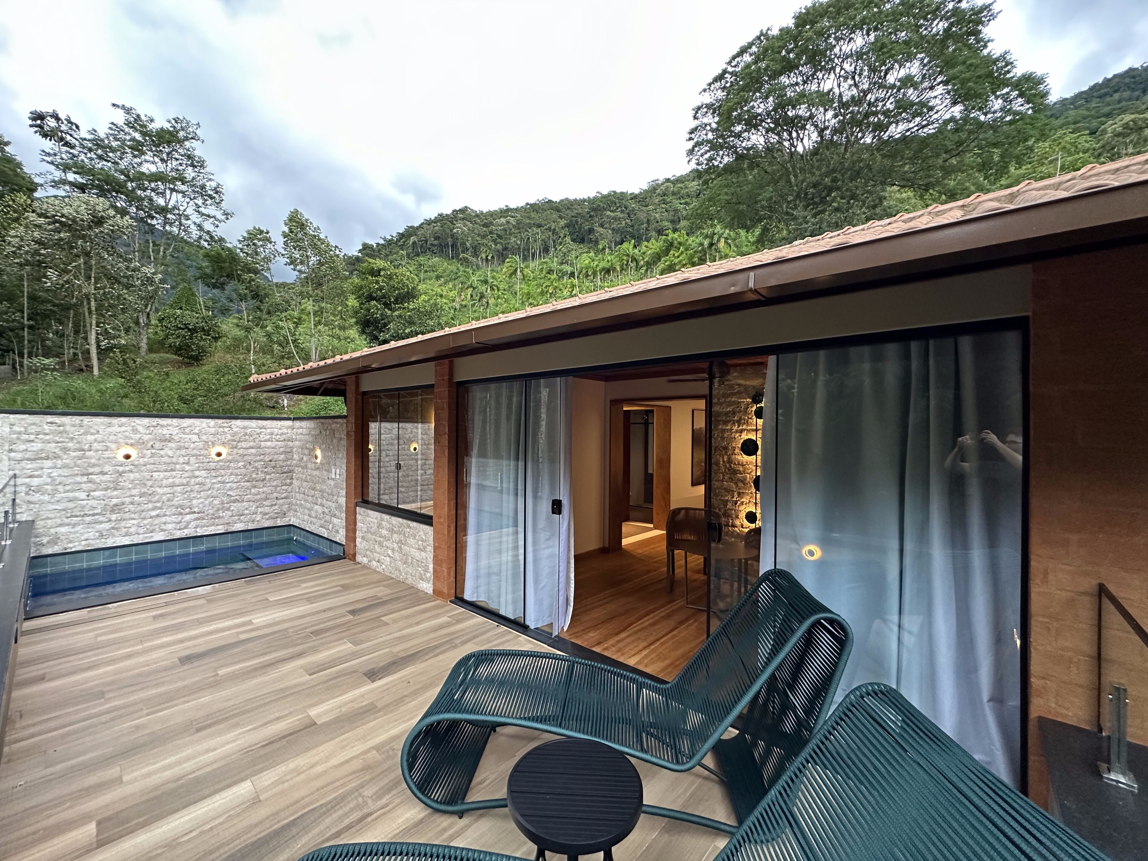 Luxury Room, Garden View | Private pool