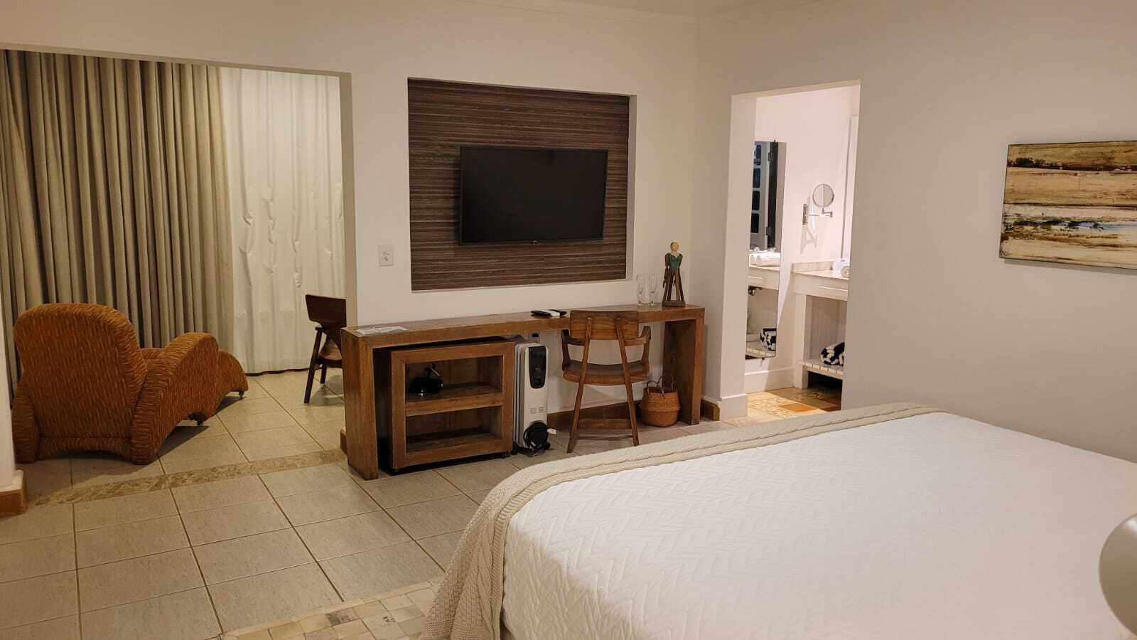 Chal é família, sacada | Roupas de cama antialérgicas, cortinas blackout, Wi-Fi de cortesia