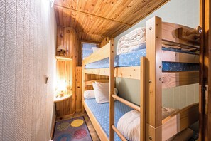 2 bedrooms, free WiFi