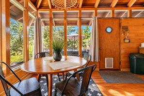 Dining - Clerestory Cottage (Big Bear Lake)