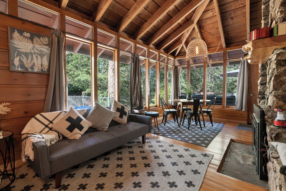 Clerestory Cottage