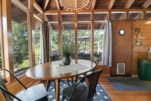 Cabin, Patio, Mountain View
