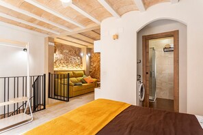 1 bedroom, iron/ironing board, free WiFi, bed sheets - Studio 'La Bodega' with Wi-Fi (Ademuz)