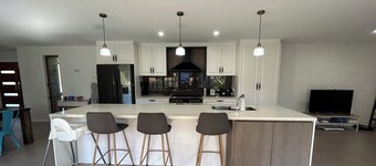 Green Pastures by the Sea
near Forster / Tuncurry with heated pool