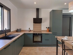 Private kitchen - Lou Pantaia by Interhome (Callas)