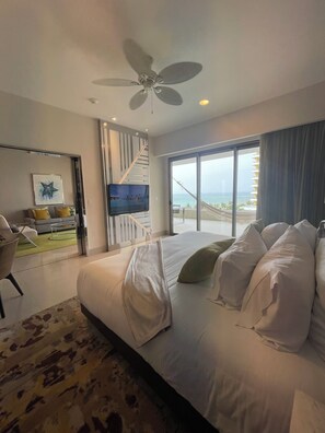 1 slaapkamer, een strijkplank/strijkijzer, wifi, beddengoed