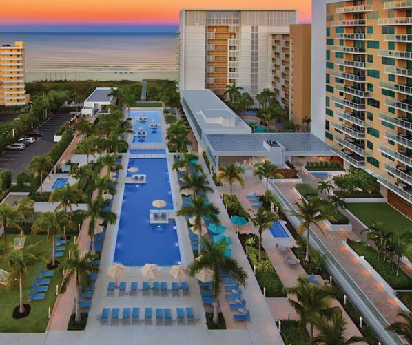 Outdoor pool, a heated pool