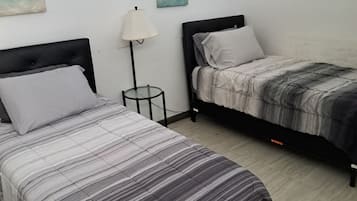 1 chambre, fer et planche Ă repasser, Wi-Fi, draps fournis