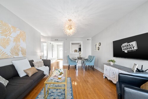 The Lofts of Downtown (540 N 2nd St, #203) | Charming 2-Bedroom in the Heart of Clarksville, TN