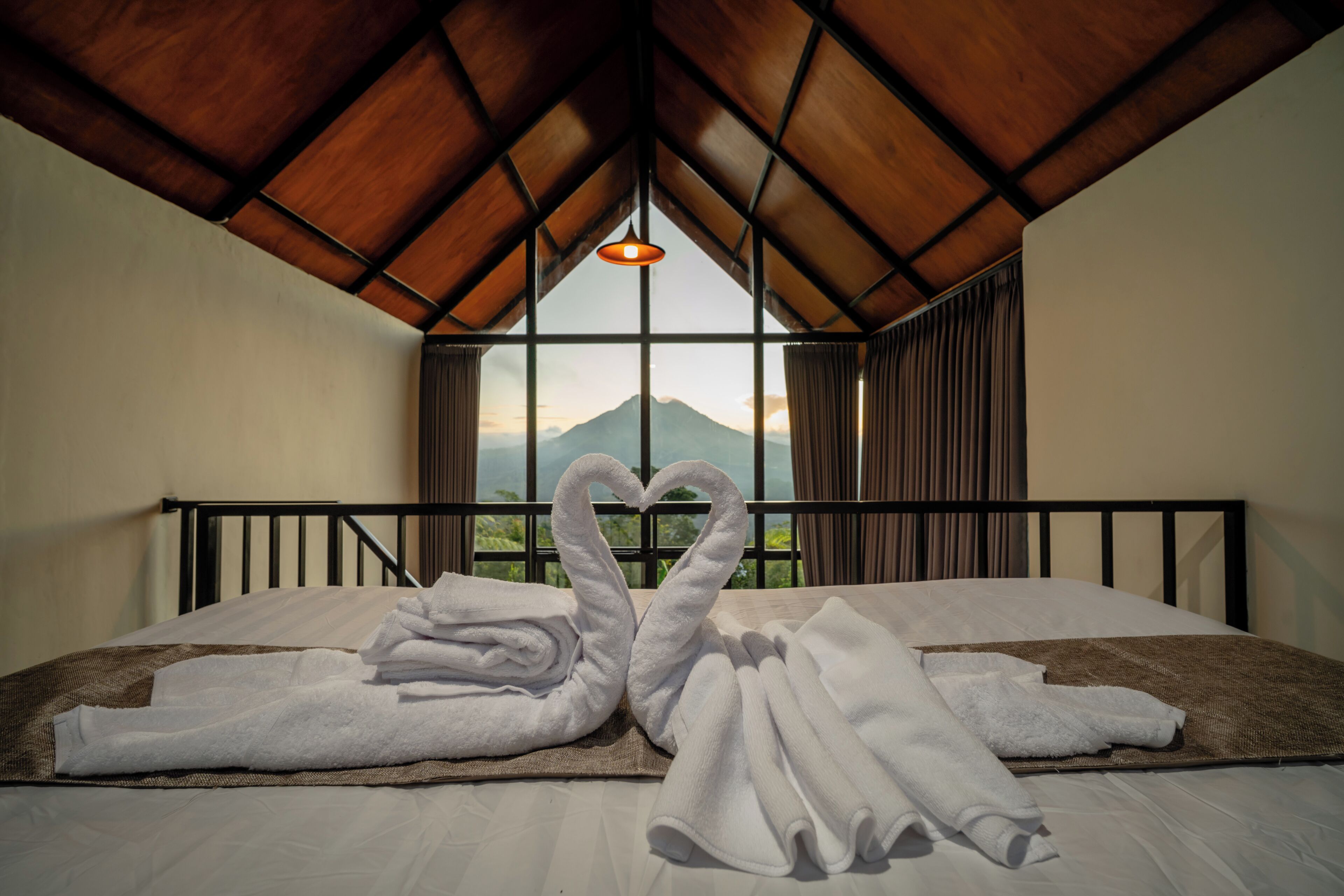 デラックス スイート マウンテンビュー | デスク、ノートパソコン用作業スペース、WiFi (無料)