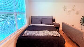 Strykjärn/strykbräda, gratis wi-fi och sängkläder