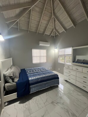 3 sovrum, gratis wi-fi och sängkläder