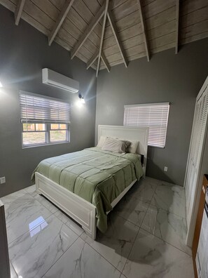 3 chambres, Wi-Fi gratuit, draps fournis
