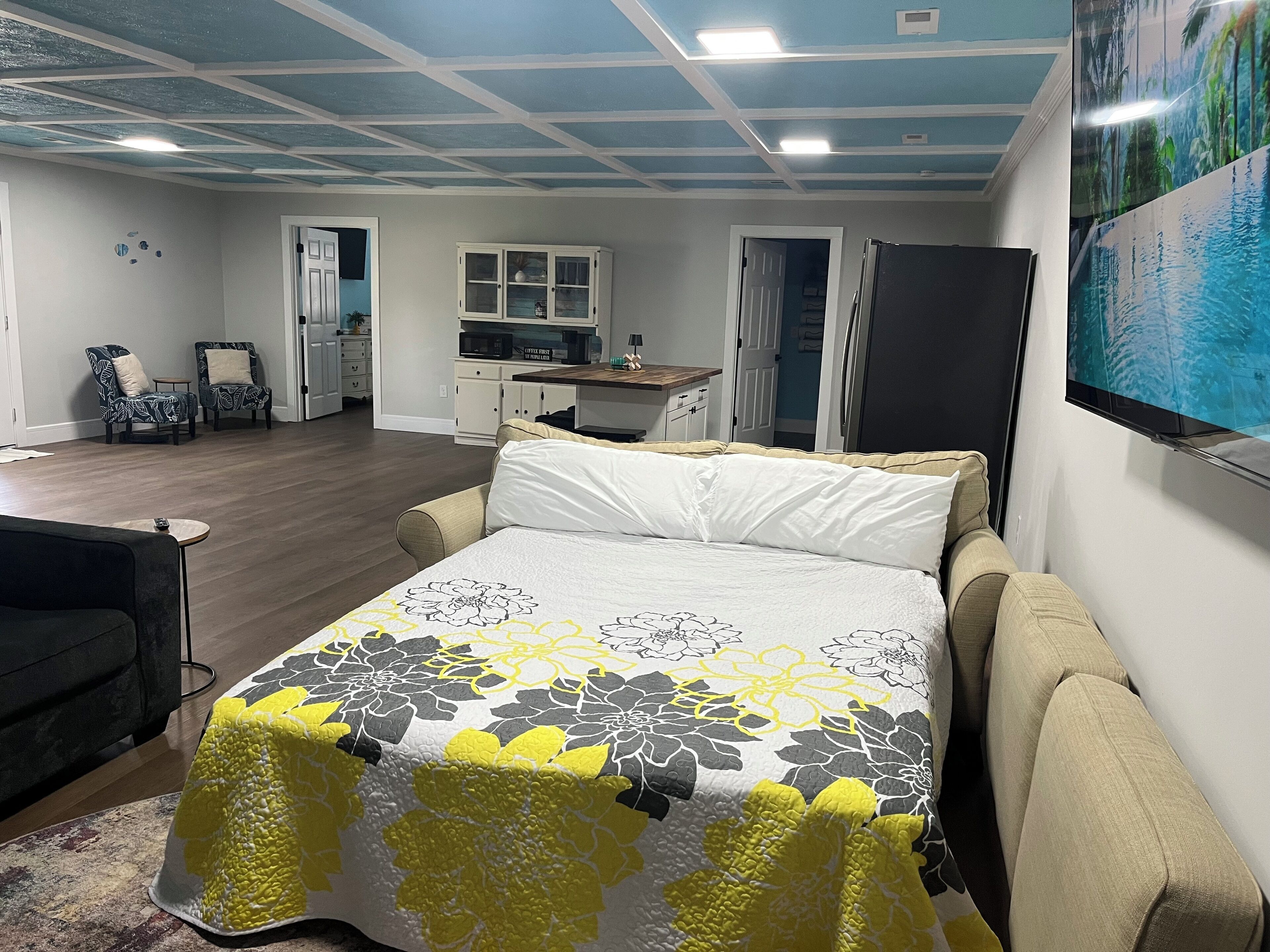 1 habitación, tabla de planchar con plancha, wifi gratis y ropa de cama 