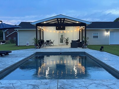 Private Pool house in Mullins