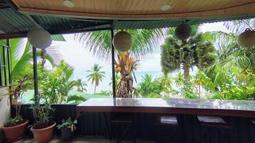 Deluxe-lejlighed - balkon - havudsigt | Gratis Wi-Fi, sengetøj