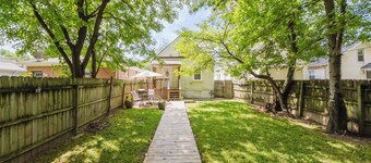 2BD Charming Ideally Located Bungalow