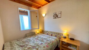 Unclassified image, 5 of 15, button - Vacation house near forest for 4 with parking (Saint-Jean-de-Monts)