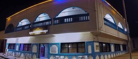 Fachada de la propiedad