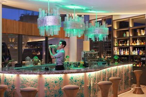 Bar (en la propiedad)