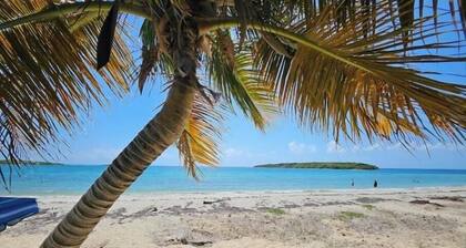 Cozy 2-bedroom RV in peaceful Vieques with WiFi, AC