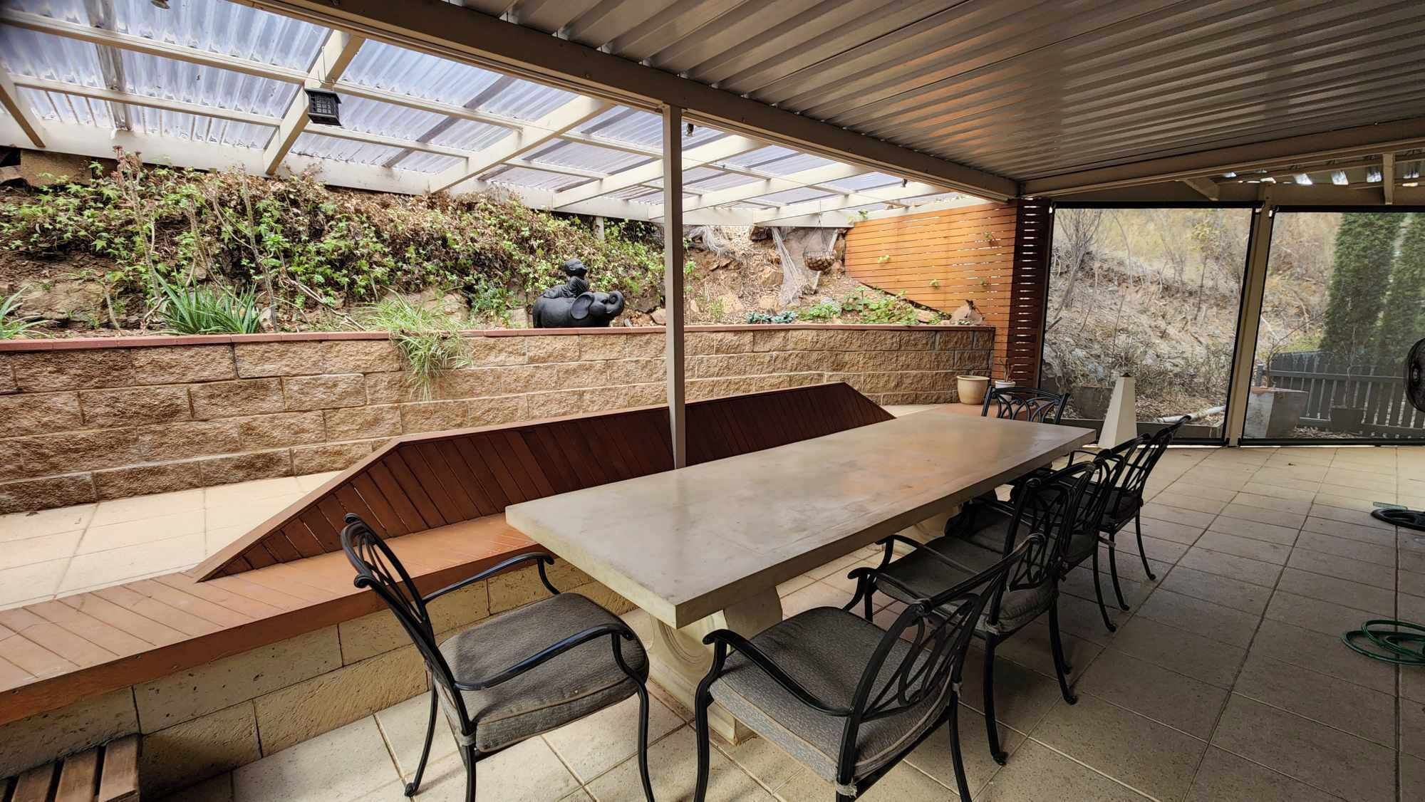 Lavender House | 露台