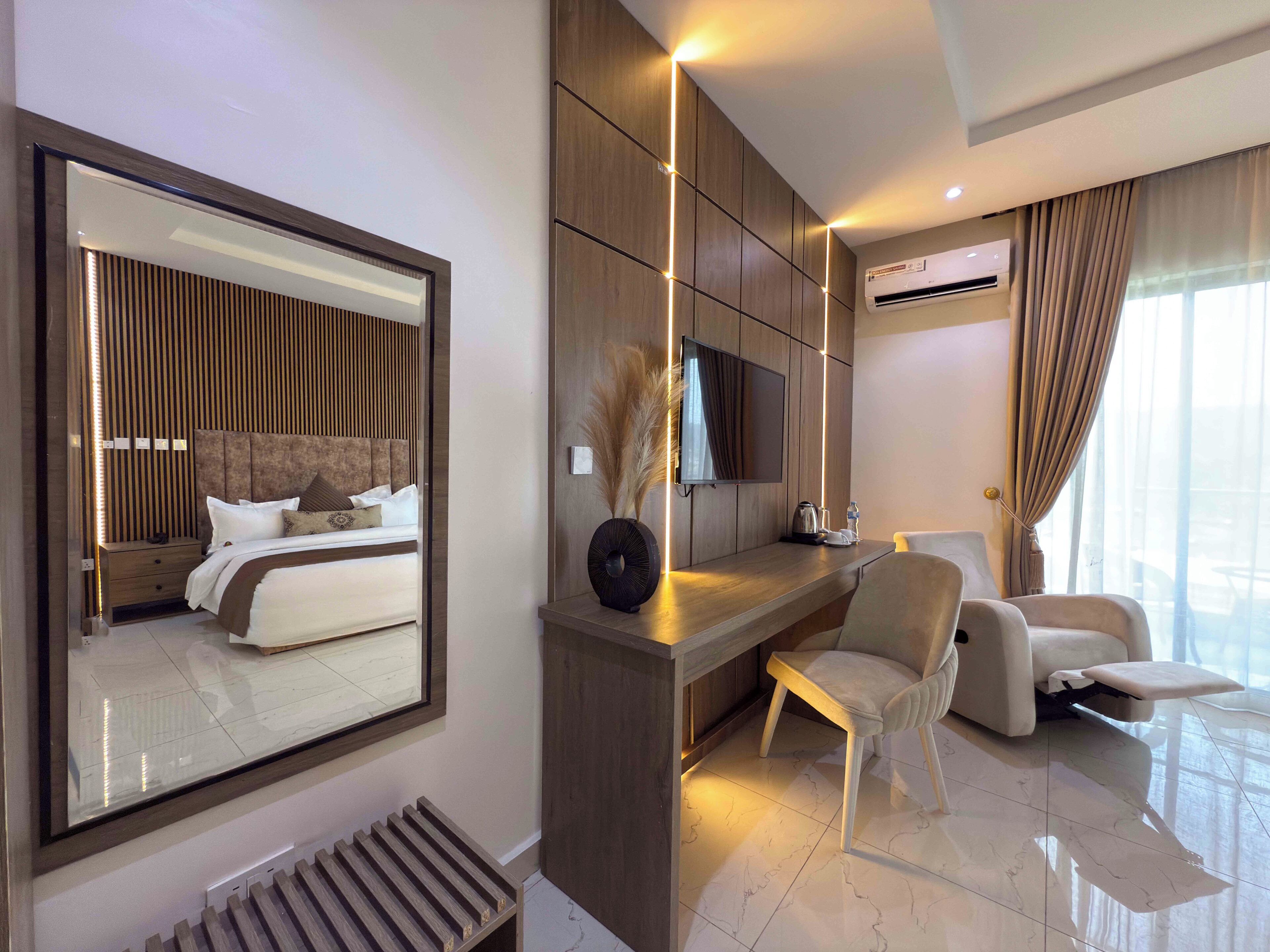 Presidential Double Room, Balcony, Garden View | Laptop workspace, free WiFi