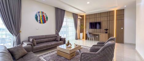 Presidential dubbelrum - balkong - utsikt mot trÀdgÄrden | Vardagsrum