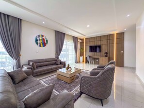 Presidential Double Room, Balcony, Garden View | Living area - NA Conference Centre And Suite (Abuja)