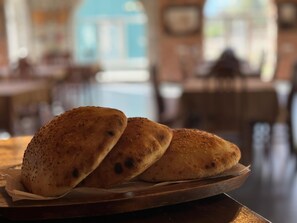 Daily continental breakfast (EUR 3.50 per person)